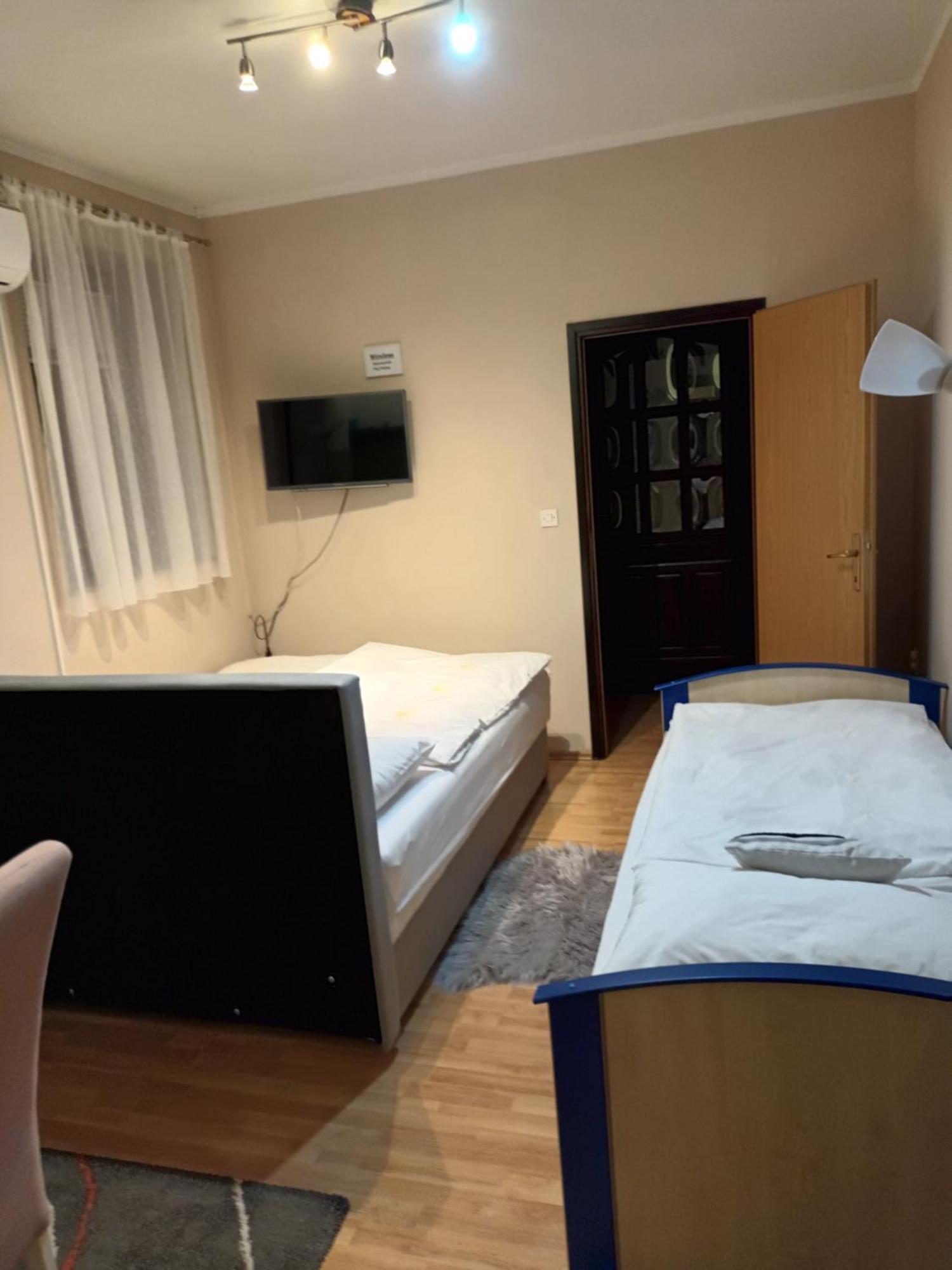 Studio Apartman Salopek Ogulin Exterior photo